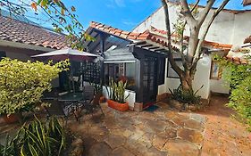 Casita Artemisa - Tiny House Romántica y Mágica